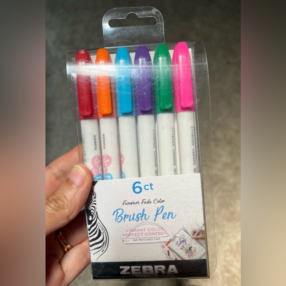Used  Zebra Funwari Fude Color Brush Pens- Assorted Colors, Set of 6
